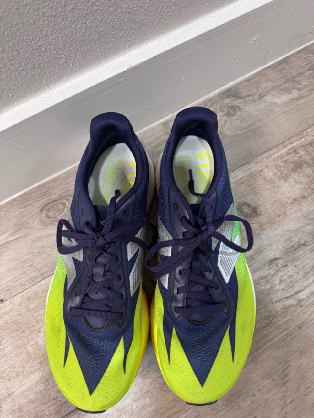 Womens New Balance Super Comp elite v5